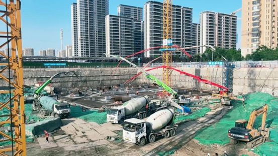 31小時(shí)，7000方！特固德商砼圓滿(mǎn)完成中建二局跨國(guó)區(qū)域總部集聚區(qū)項(xiàng)目1#樓筏板混凝土供應(yīng)任務(wù)